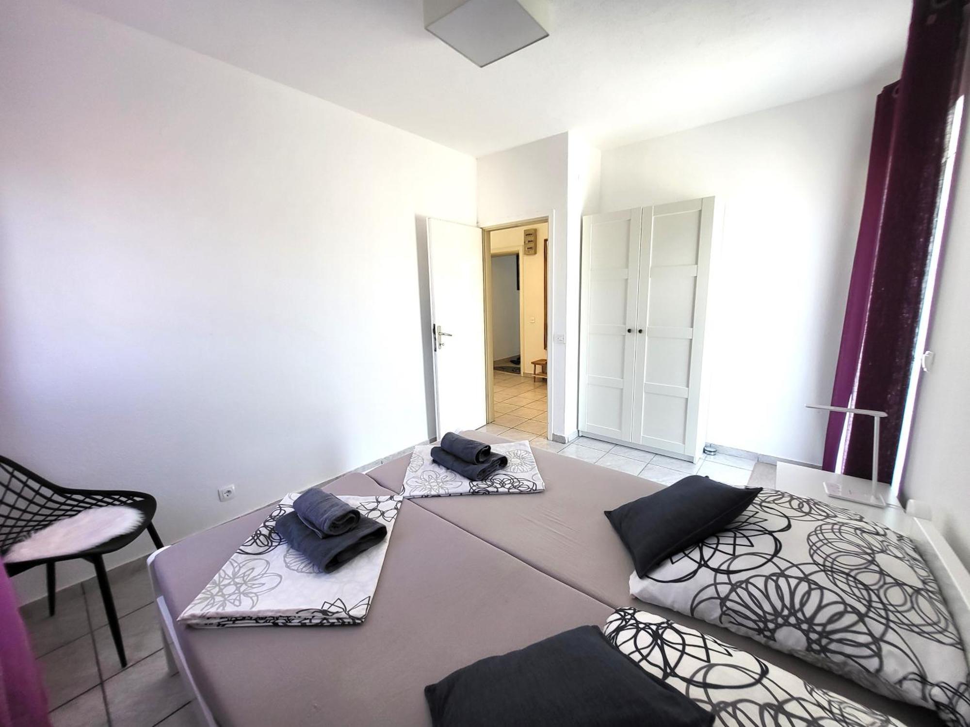 Apartments Pitve เยลซา ภายนอก รูปภาพ